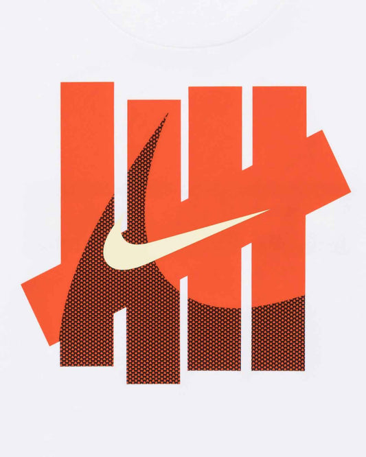 UNDEFEATED xOver Nike - ACTP X NIKE NRG PRIMARY 短袖 Tee (白色)