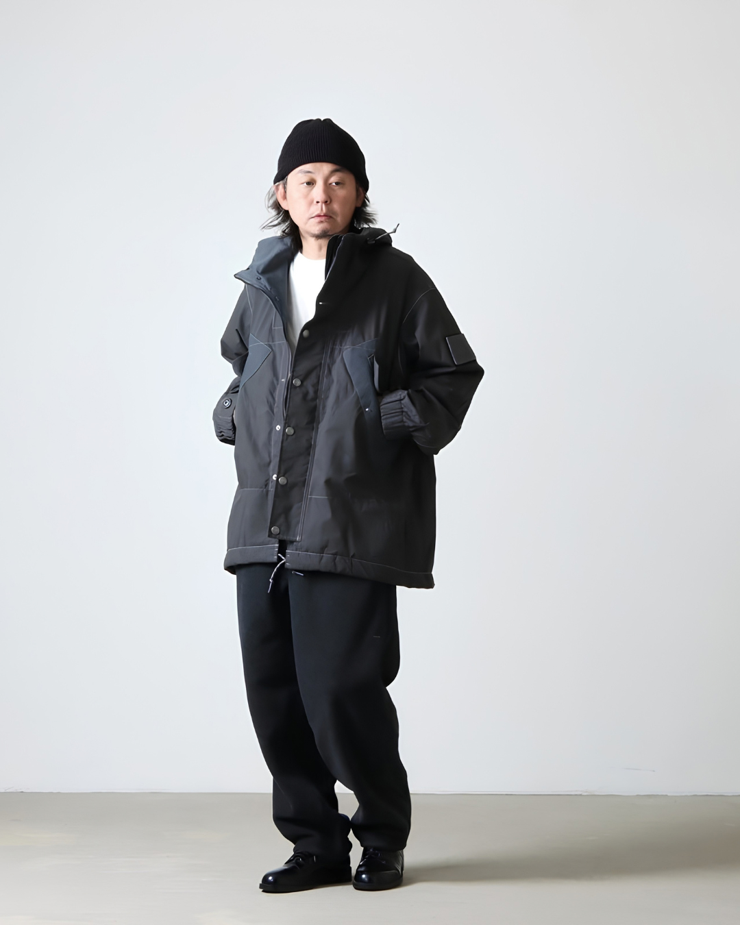 NEW SEASON JACKET
