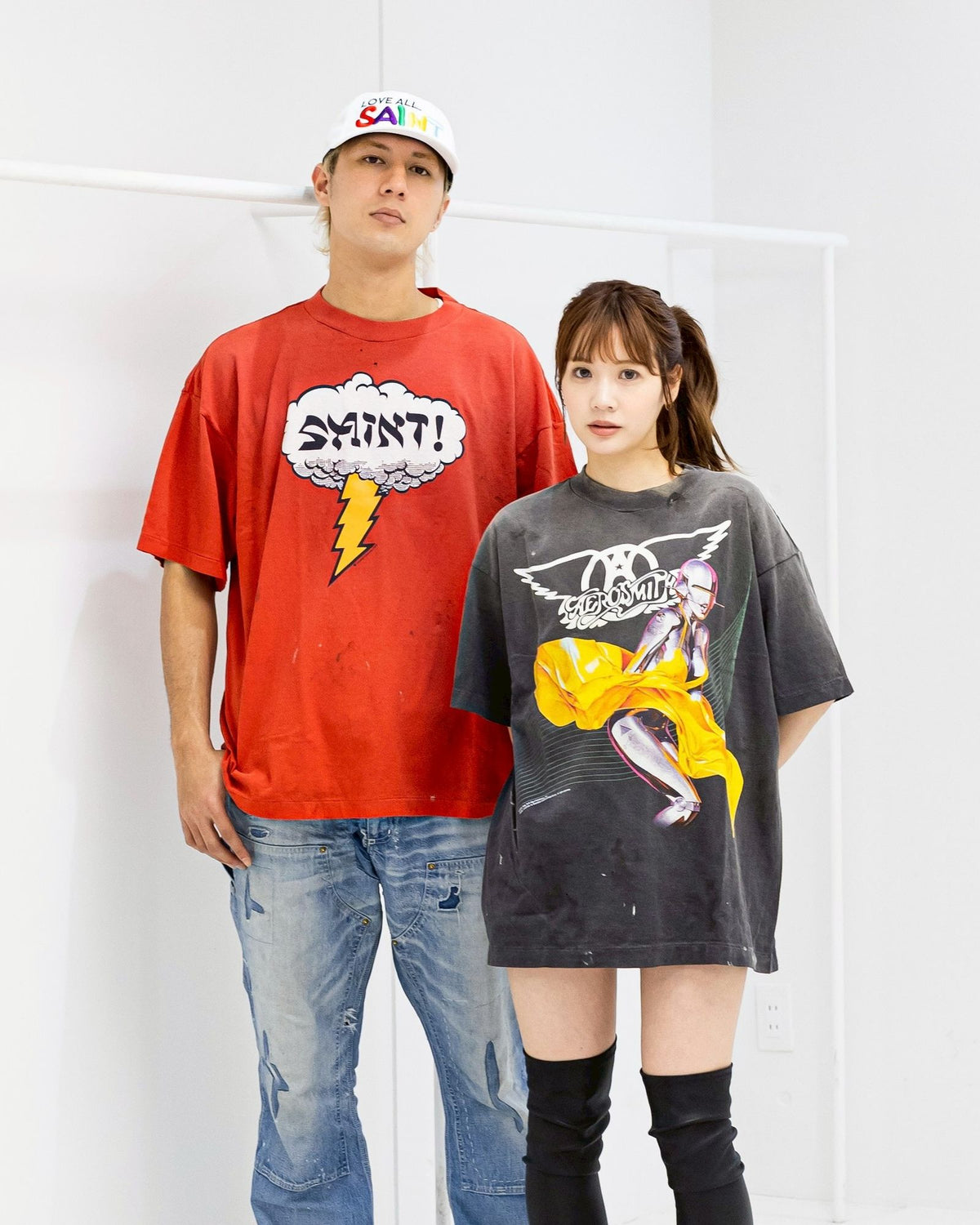 Saint Mxxxxxx xOver Aerosmith xOver 空山基 - 三方聯名 JUST PUSH PLAY Tee