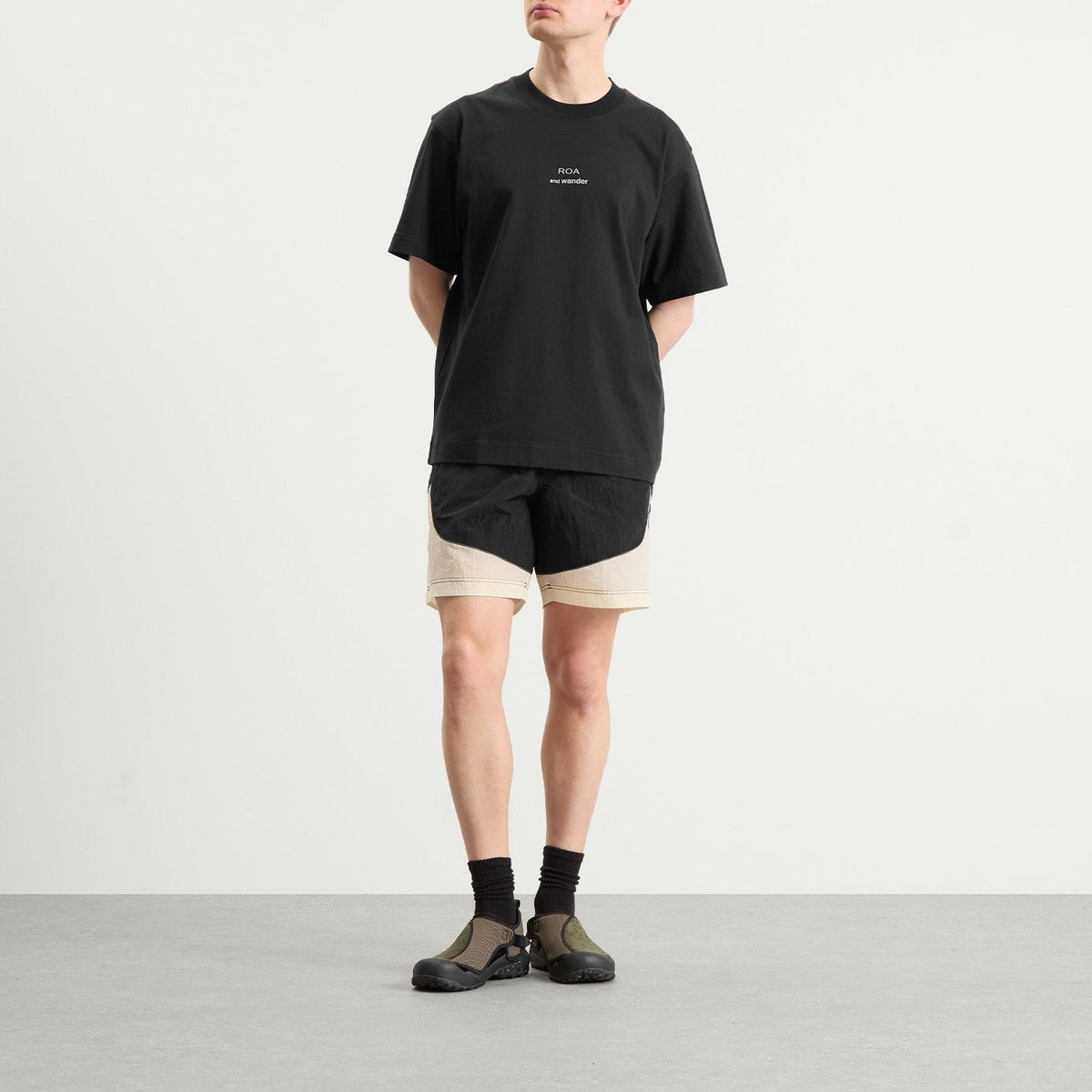 ROA xOver and wander - Logo Print T-Shirt