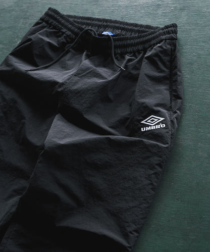 Umbro xOver URBAN RESEARCH DOORS - RS運動褲 (黑色)