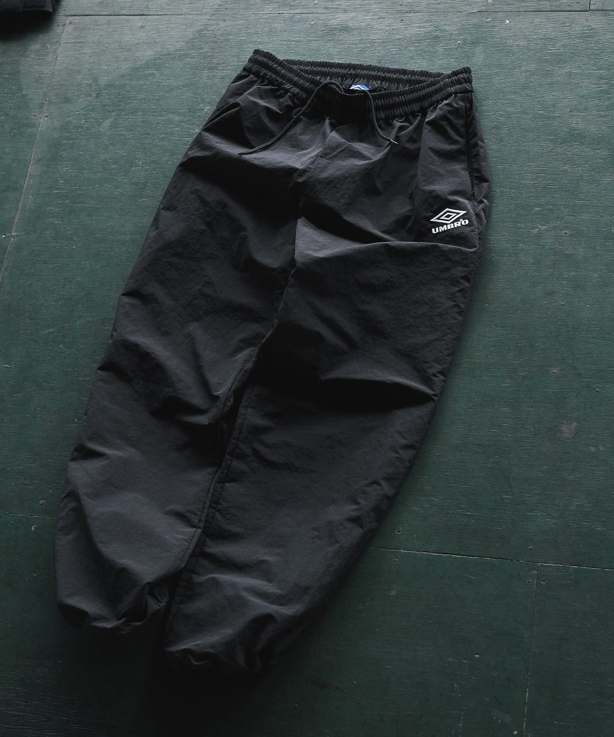Umbro xOver URBAN RESEARCH DOORS - RS運動褲 (黑色)