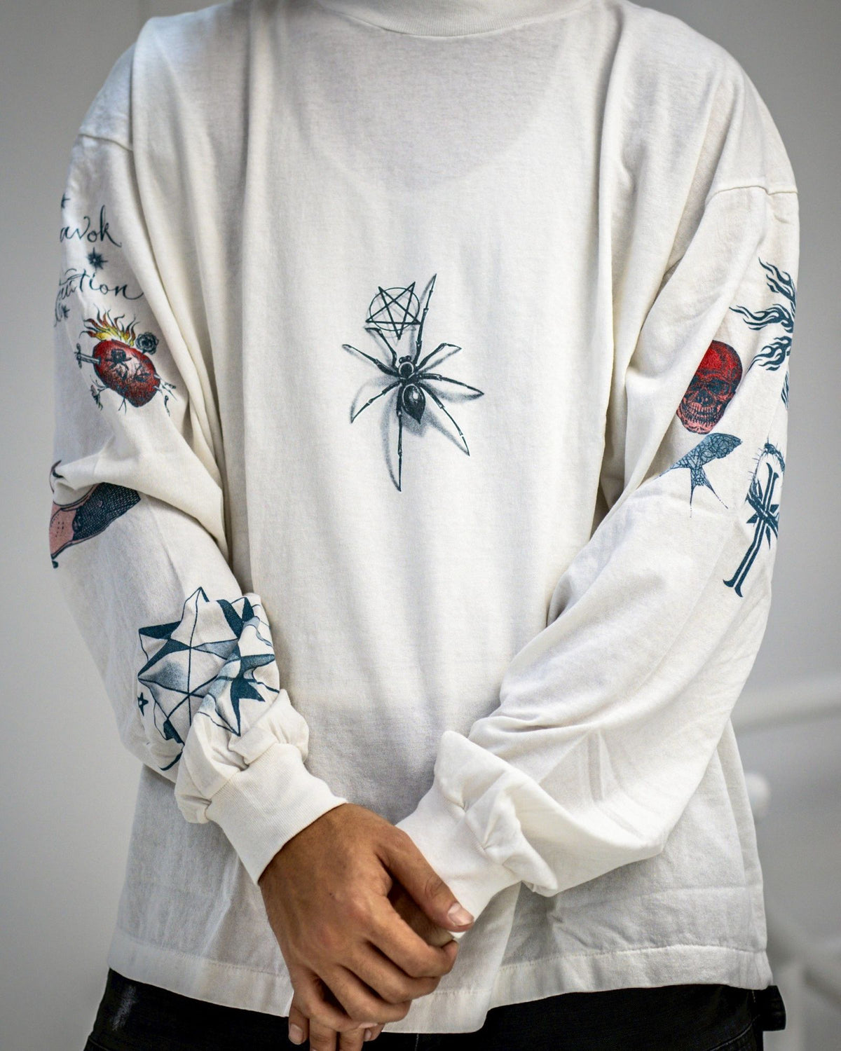 Saint Mxxxxxx xOver Dr. Woo - TATOO 長袖Tee