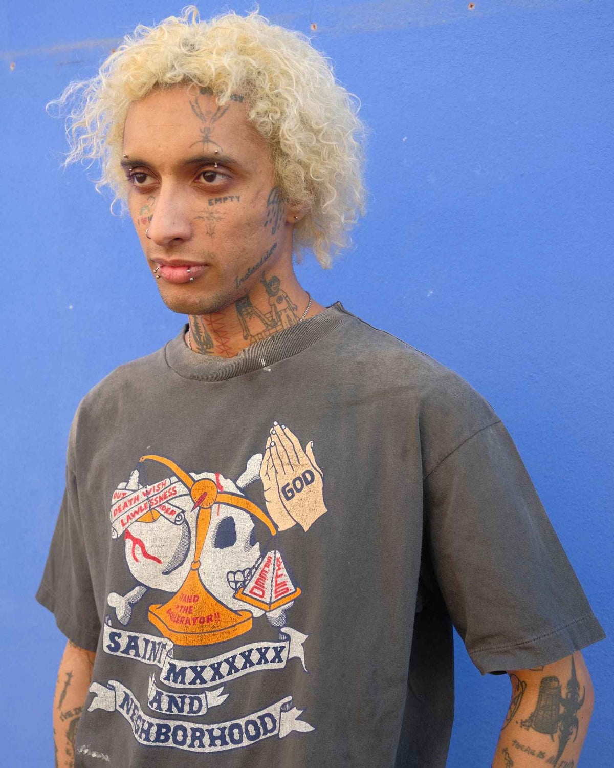 Saint Mxxxxxx xOver NEIGHBORHOOD - STHD.Pray TEE