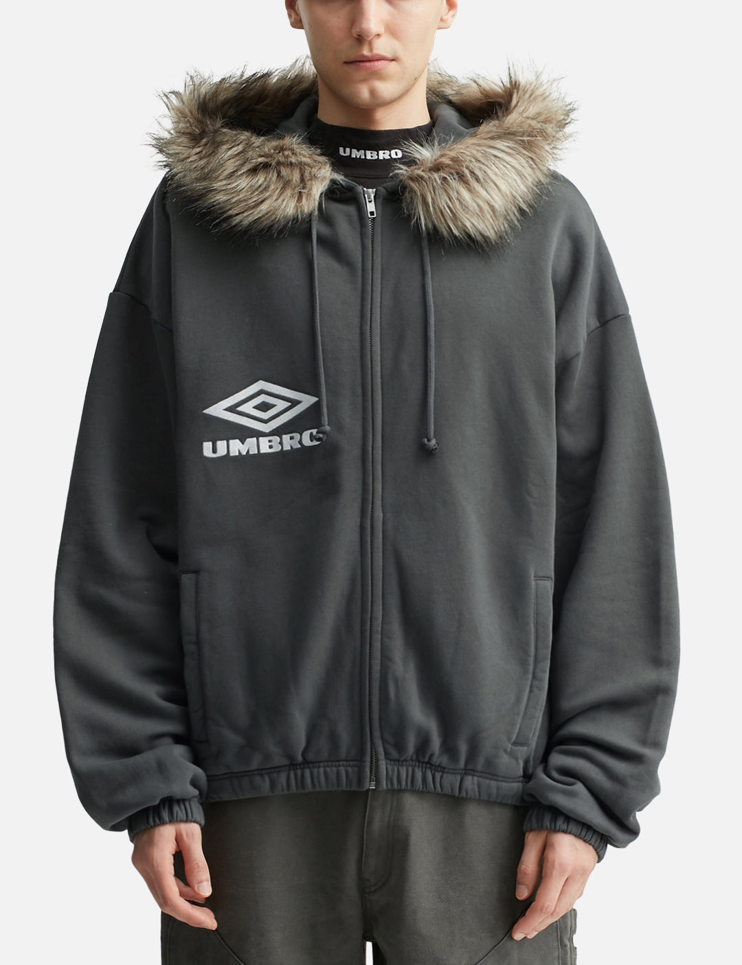 Umbro xOver Slam Jam - 毛絨帶面罩連帽外套