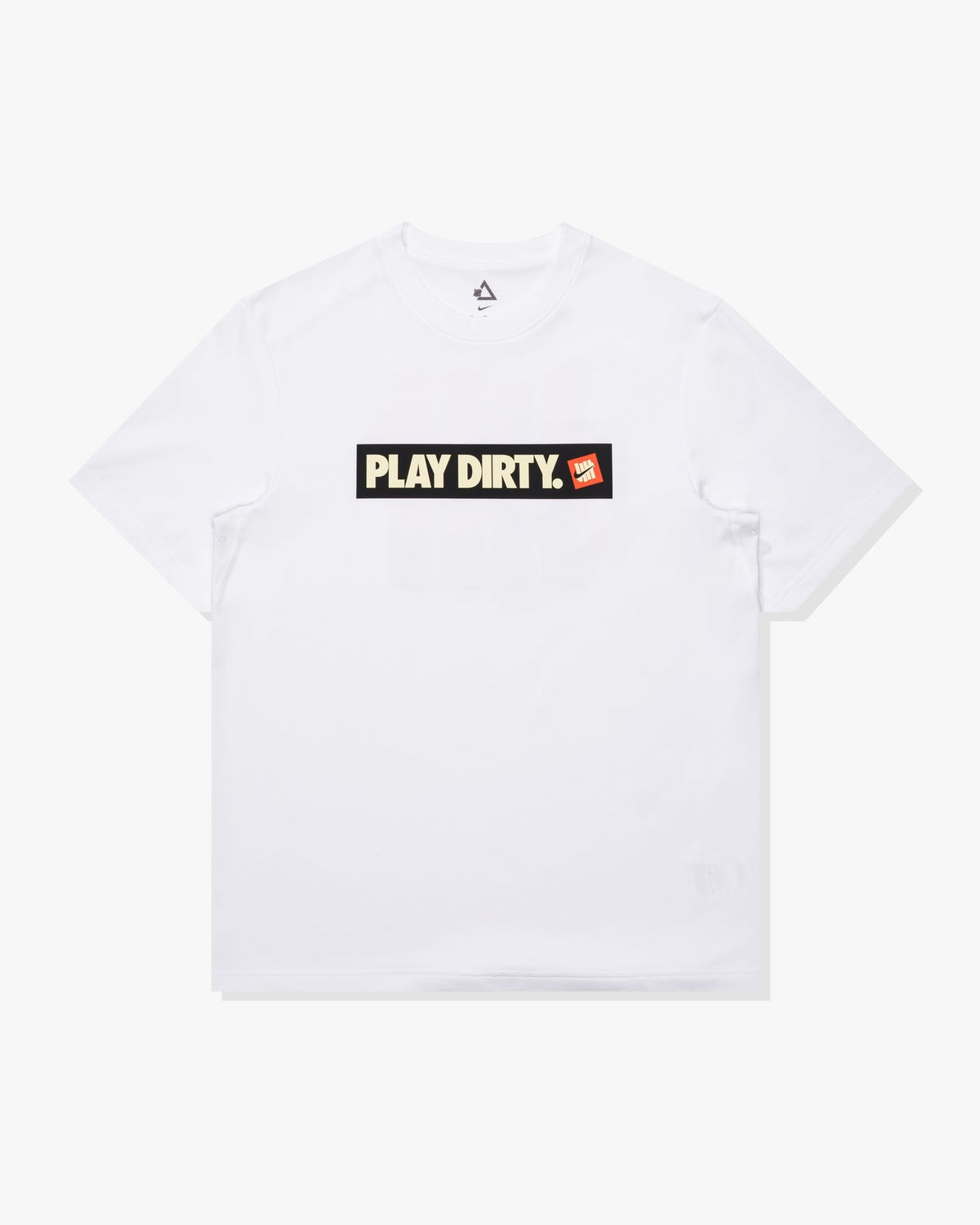 UNDEFEATED xOver Nike - ACTP X NIKE NRG PRIMARY 短袖 Tee (白色)