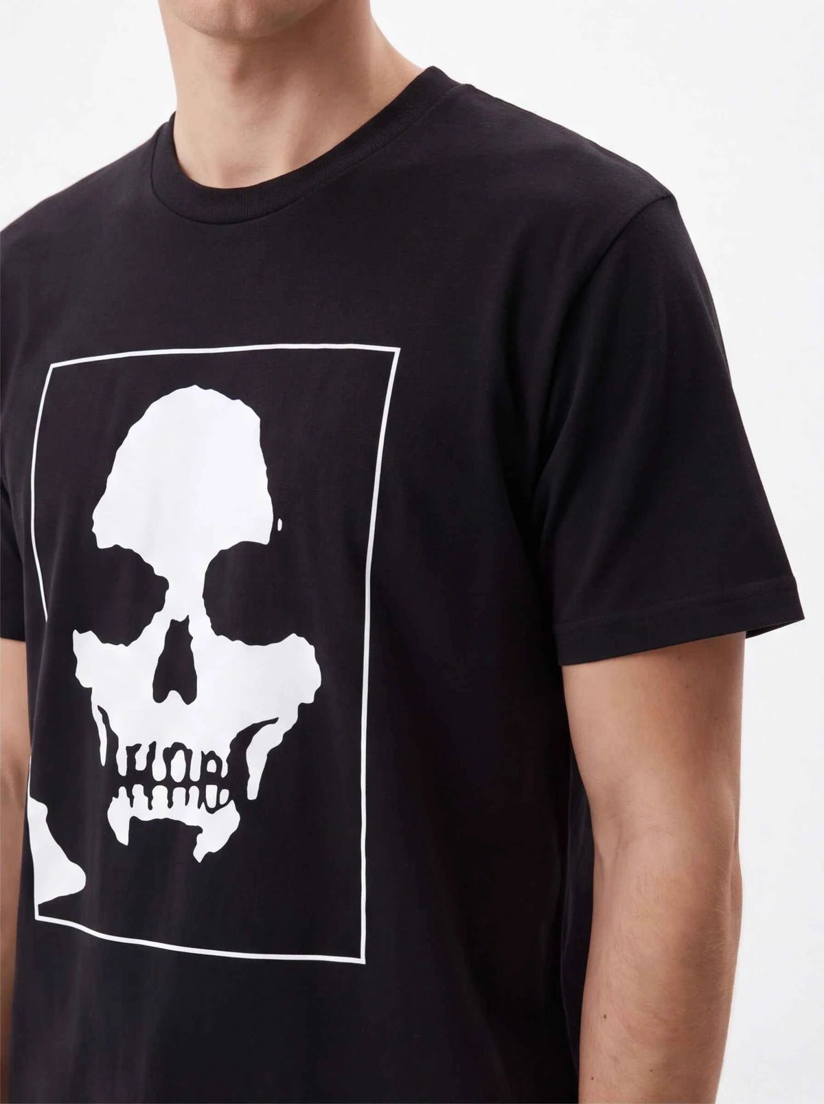 Supreme xOver Number (N)ine - Manson Tee (黑色)