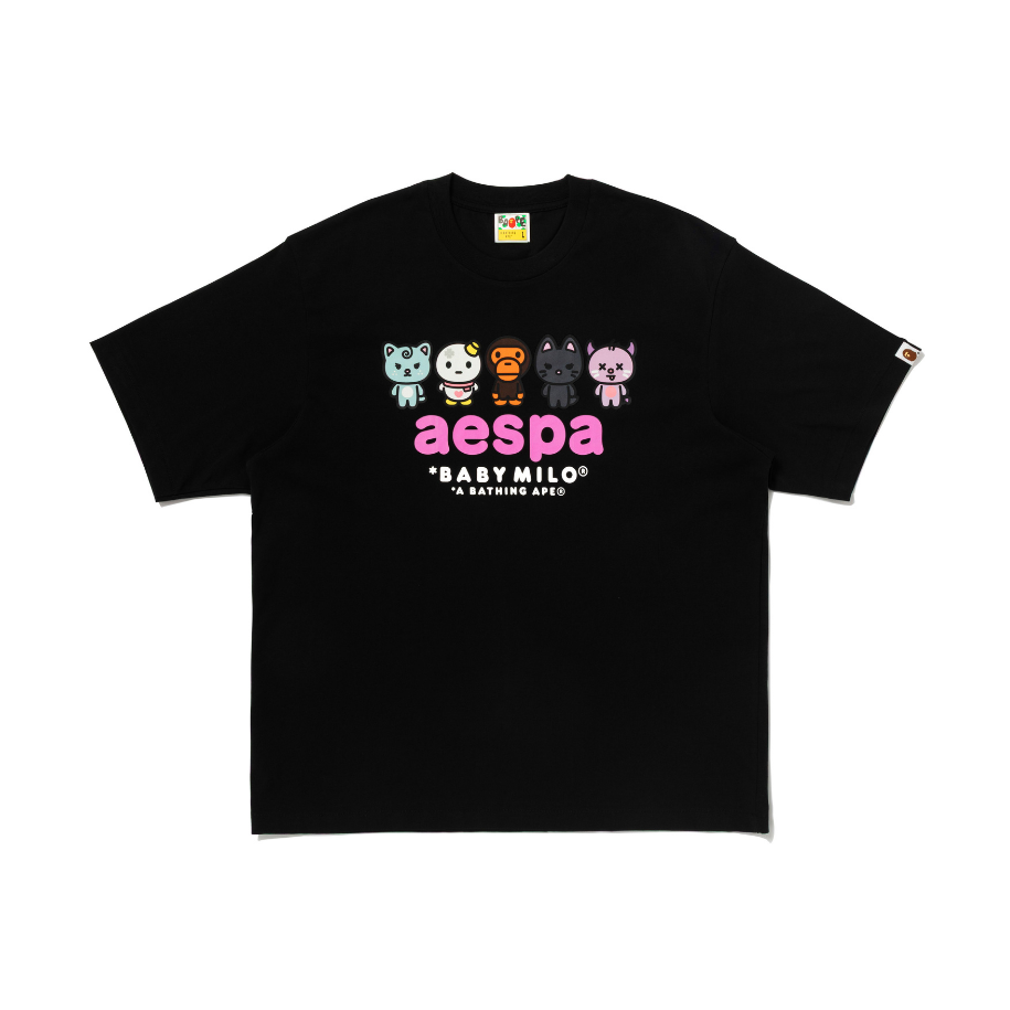 BAPE xOver Aespa- AESPA BABY MILO 寬鬆Tee (黑色)