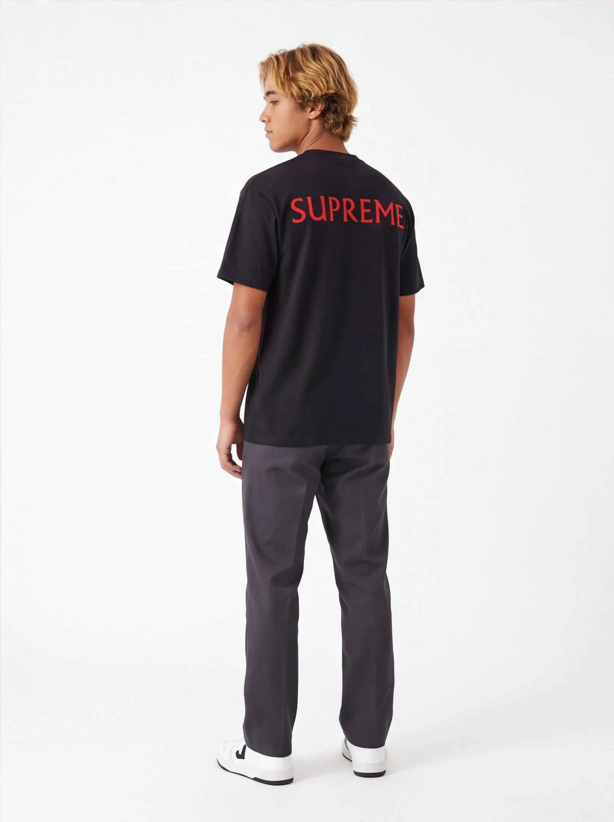 Supreme xOver Damien Hirst  - Black Sheep Tee (黑色)