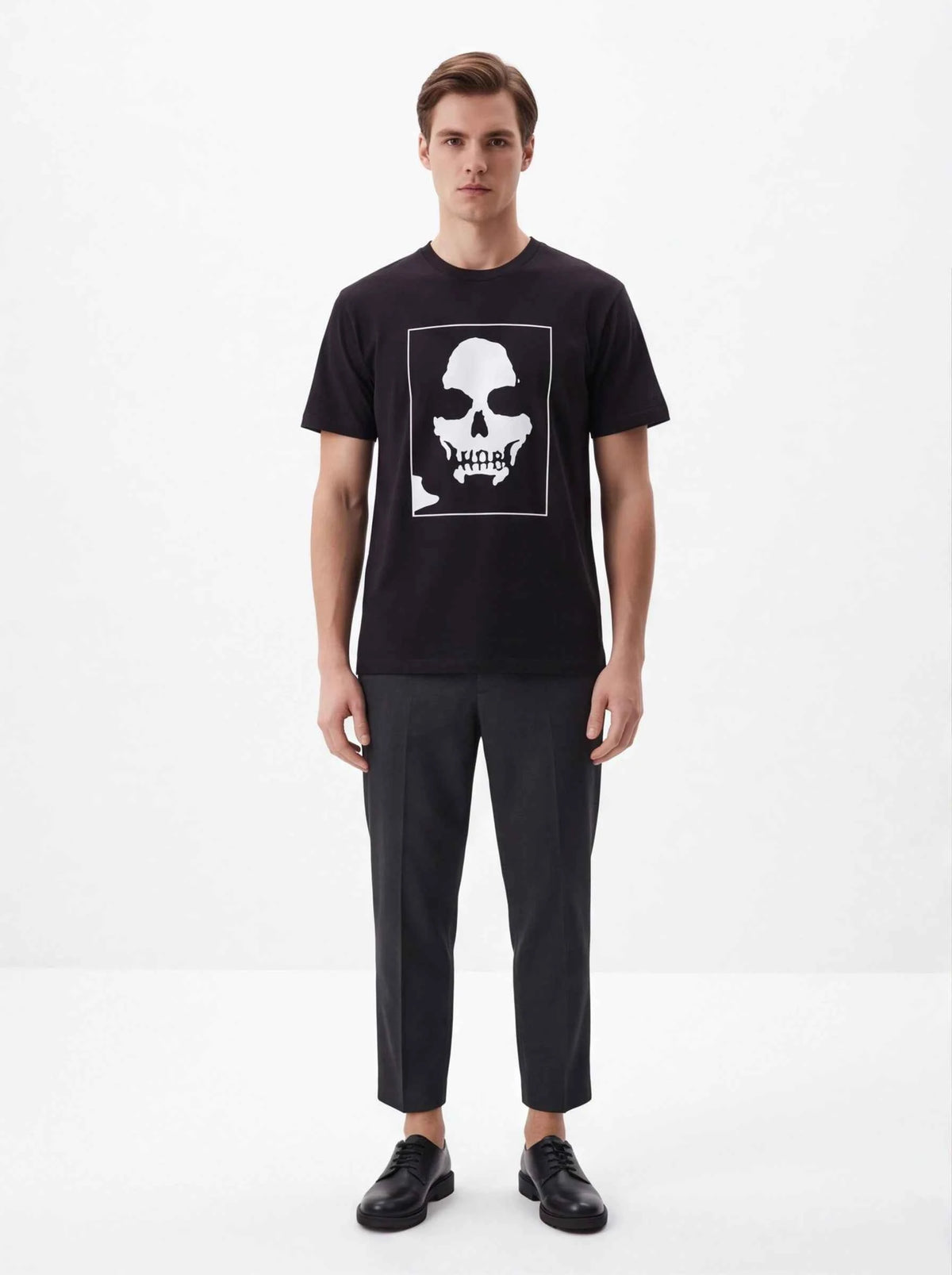 Supreme xOver Number (N)ine - Manson Tee (黑色)