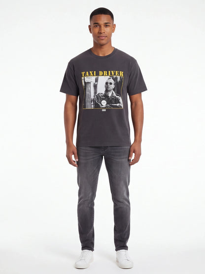 Kith xOver Taxi Driver - Travis Stare Arms Crossed 短袖Tee